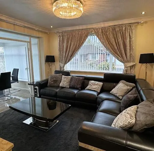230 Councillor Lane